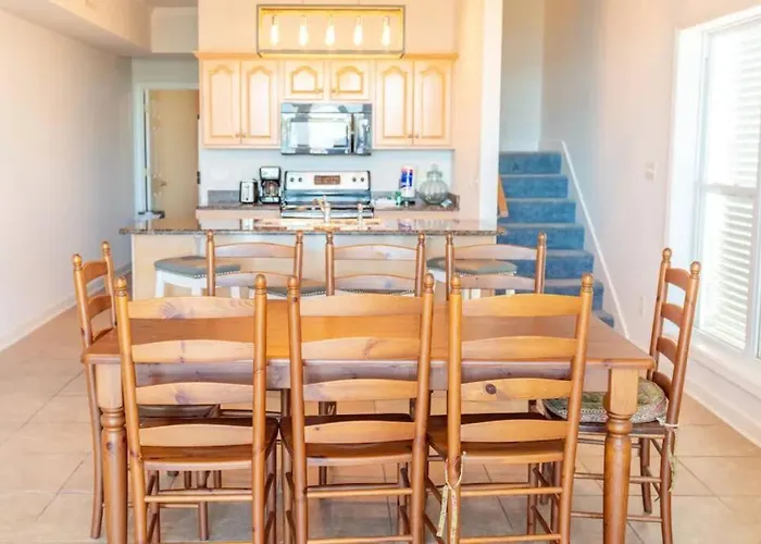 The Salty Fox, Pool, Sleeps 26, Walk To * Gulf Shores