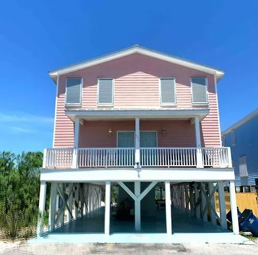 The Salty Fox, Pool, Sleeps 26, Walk To *